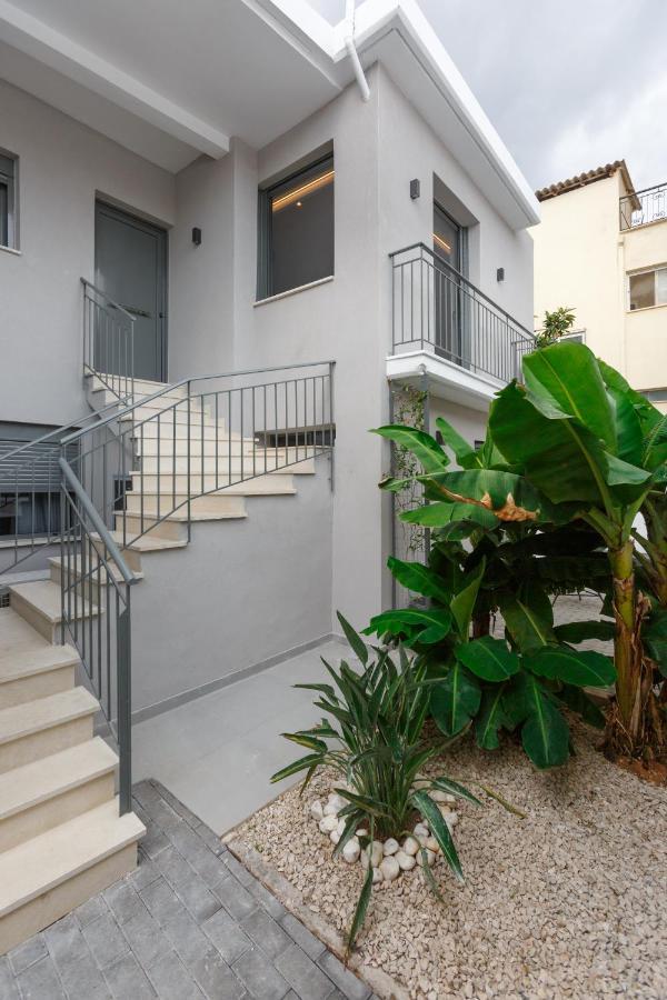 Studio W/King Size Bed Near The Heart Of קלמאטה מראה חיצוני תמונה